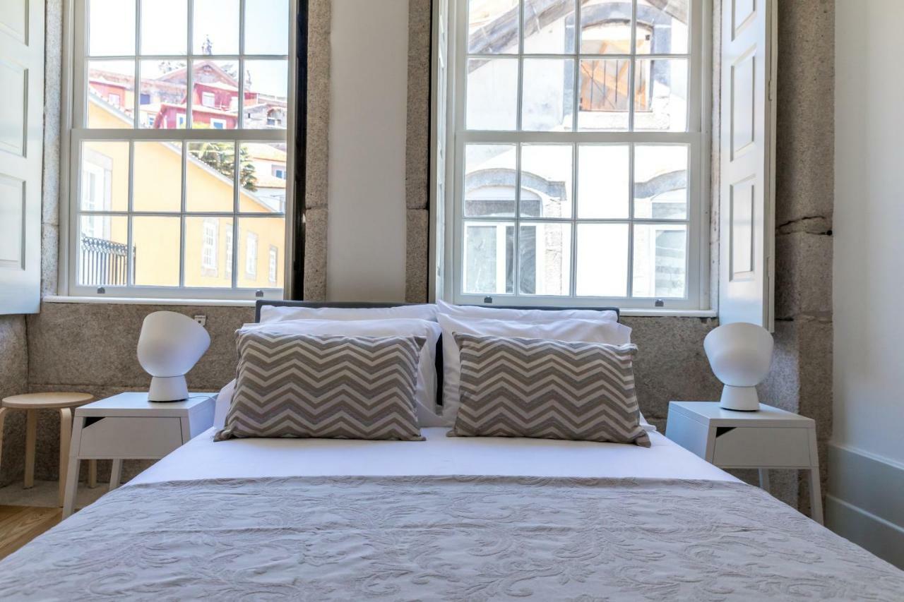 Vitoria Studio Residence II - Downtown Porto Luaran gambar